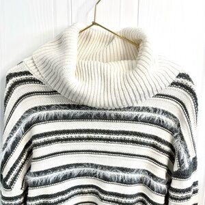 RW&Co Faux Fur Trim Striped Cowl Neck Sweater Large Cozy Winter Glam